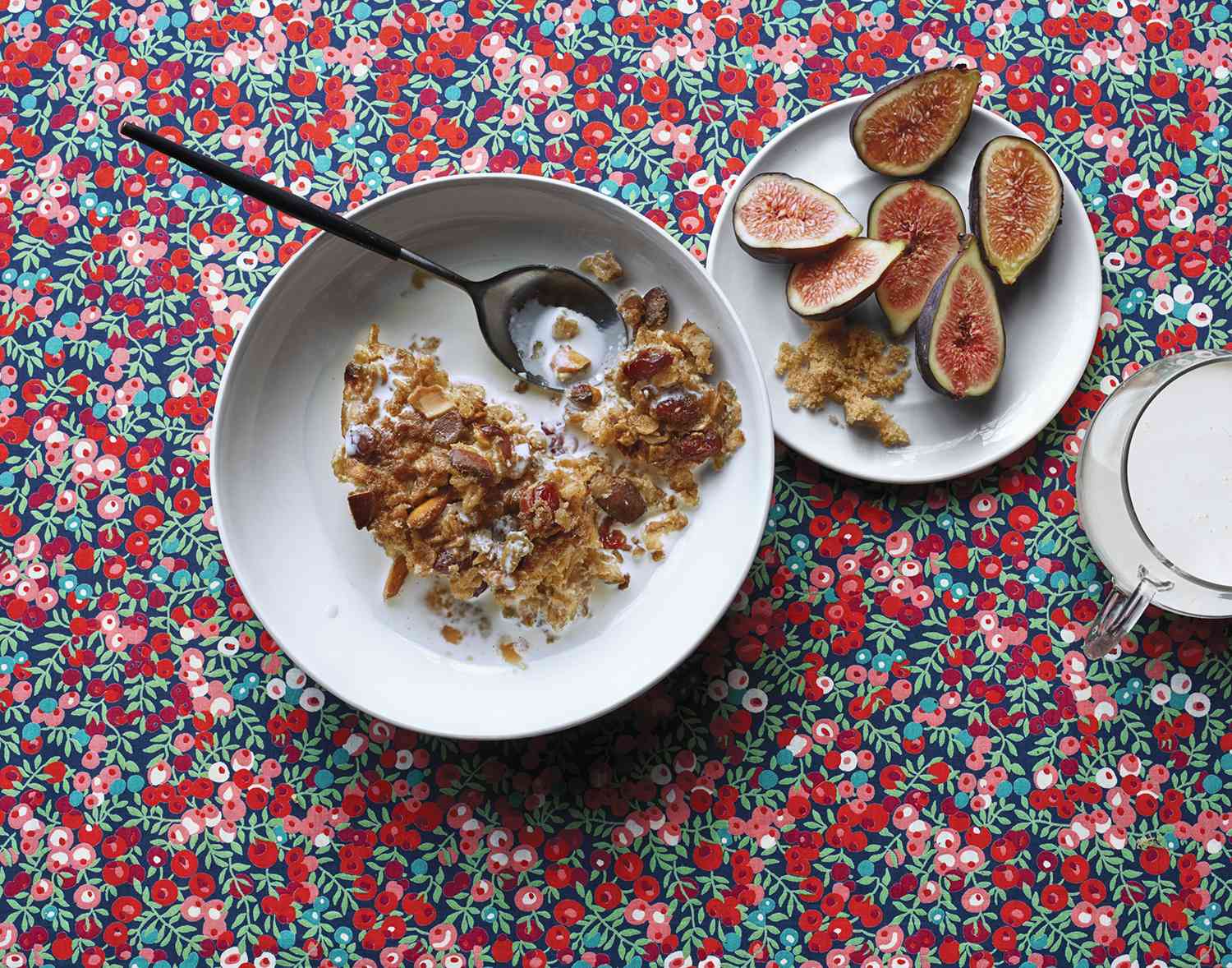 Baked Oatmeal With Cranberries and Almonds