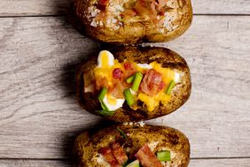 baked-potato-toppings: bacaon