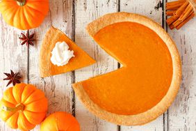 Easy-pumpkin-pie-recipe-upgrades