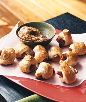 Super Bowl Snacks: Pigs in a Blanket