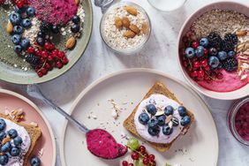 gut-healthy-breakfast-GettyImages-1331452923