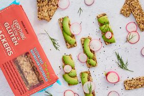 healthy-trader-joes-snacks: Everything But the Gluten Crackers