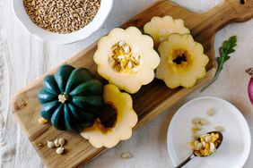 Microwave-acorn-squash