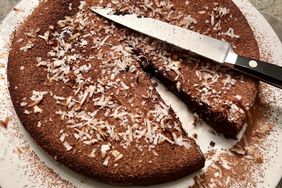 passover-recipes-flourless-chocolate-cake-GettyImages-1439981288