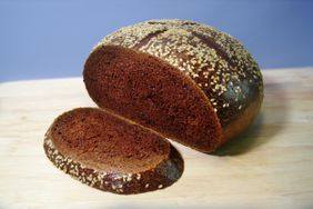 pumpernickel-bread-GettyImages-89272718