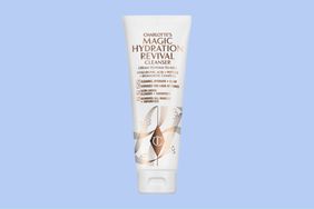 Charlotte Tilbury MAGIC HYDRATION REVIVAL CLEANSER Tout