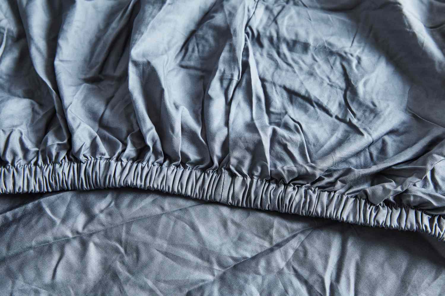 A close-up of the seam on the Sijo Home Organic Percale Cotton CrispCool Cotton Sheet Set