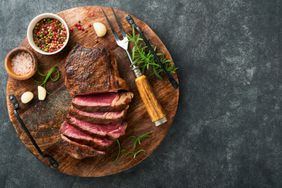 the-best-cut-of-steak-realsimple-GettyImages-1431017645