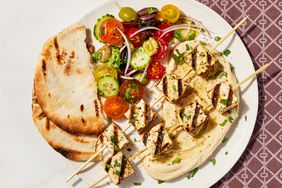 zaatar-tofu-skewers-0424DINN51-realsimple